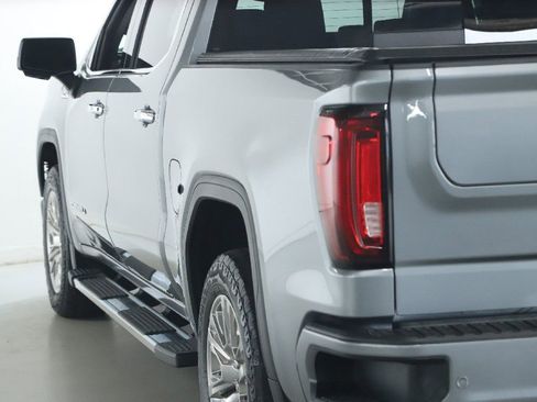 Used 2023 GMC Sierra 1500 Denali w/ Technology Package AWD/4WD image 41