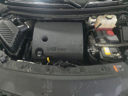 Used 2024 Buick Enclave Avenir w/ Avenir Technology Package image 13