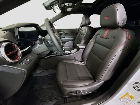 New 2026 Chevrolet Trax RS w/ Sunroof Package FWD image 19