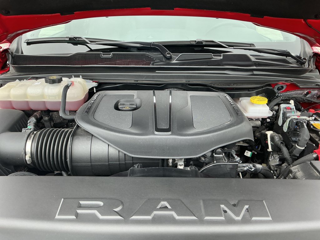 Used 2025 RAM 1500 Big Horn AWD/4WD image 25