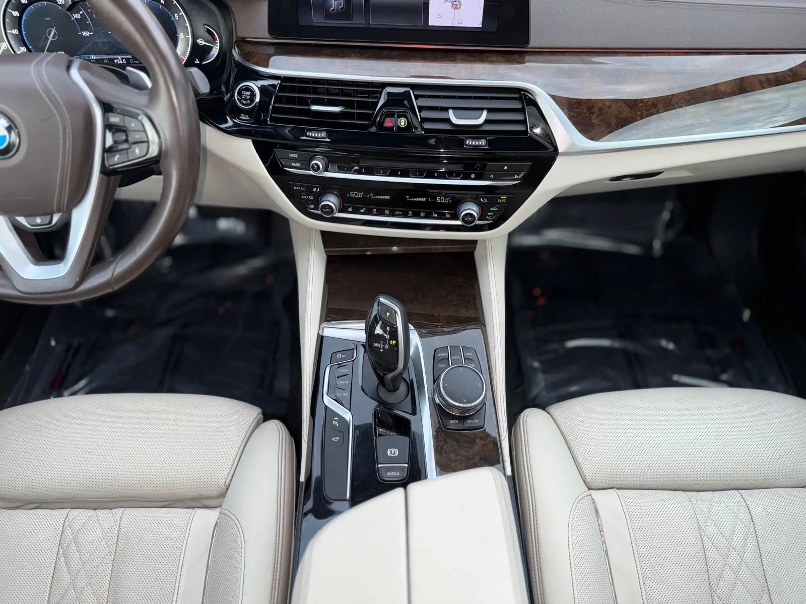Used 2017 BMW 540i RWD image 18