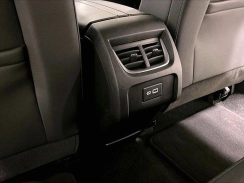 Used 2024 Chevrolet Blazer LT image 34