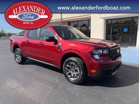 New 2026 Ford Maverick XLT image 3