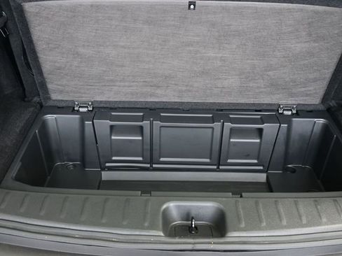 Used 2024 Nissan Pathfinder SV w/ Black Appearance Package image 13