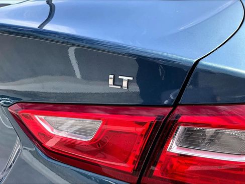 Used 2025 Chevrolet Malibu LT image 10