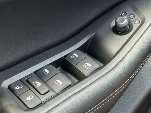 New 2026 Jeep Grand Cherokee Laredo X RWD image 22