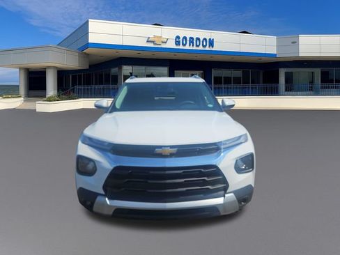 Used 2023 Chevrolet TrailBlazer LT FWD image 9