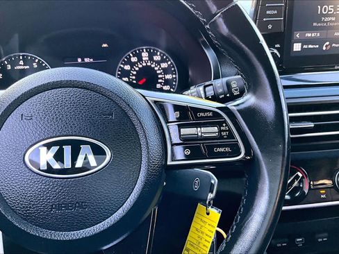 Used 2021 Kia Seltos S FWD image 24