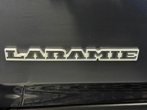 Used 2019 RAM 1500 Laramie RWD image 12