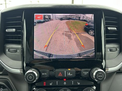 New 2026 RAM 1500 4x4 Crew Cab image 23