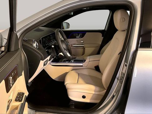 New 2026 Mercedes-Benz GLA 250 4MATIC image 13