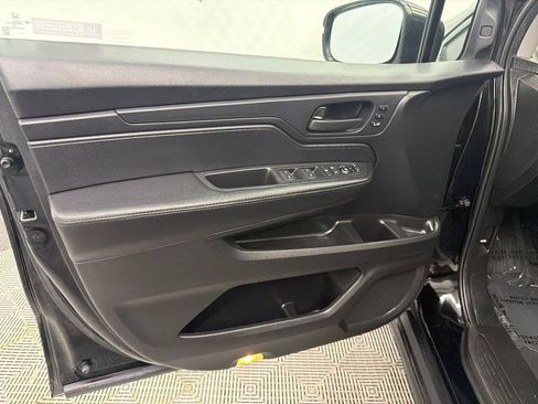 Used 2022 Honda Odyssey EX-L image 11
