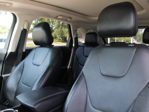 Used 2015 Ford Edge Titanium AWD/4WD image 20