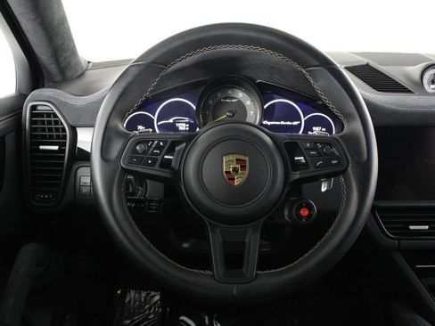 Certified 2023 Porsche Cayenne Turbo GT AWD/4WD image 12