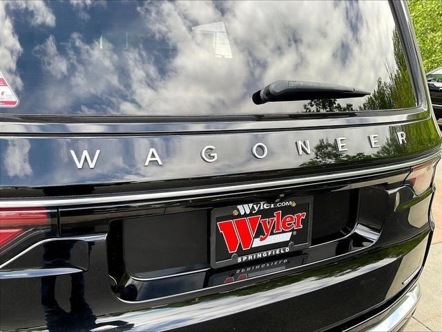 Used 2024 Jeep Wagoneer Series II w/ Flexible Seating Group AWD/4WD image 24