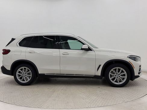 Certified 2023 BMW X5 xDrive40i w/ Executive Package AWD/4WD image 8
