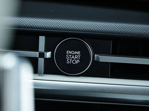 Used 2024 Hyundai Santa Fe SE image 36