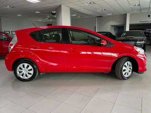 Used 2013 Toyota Prius C Two image 10