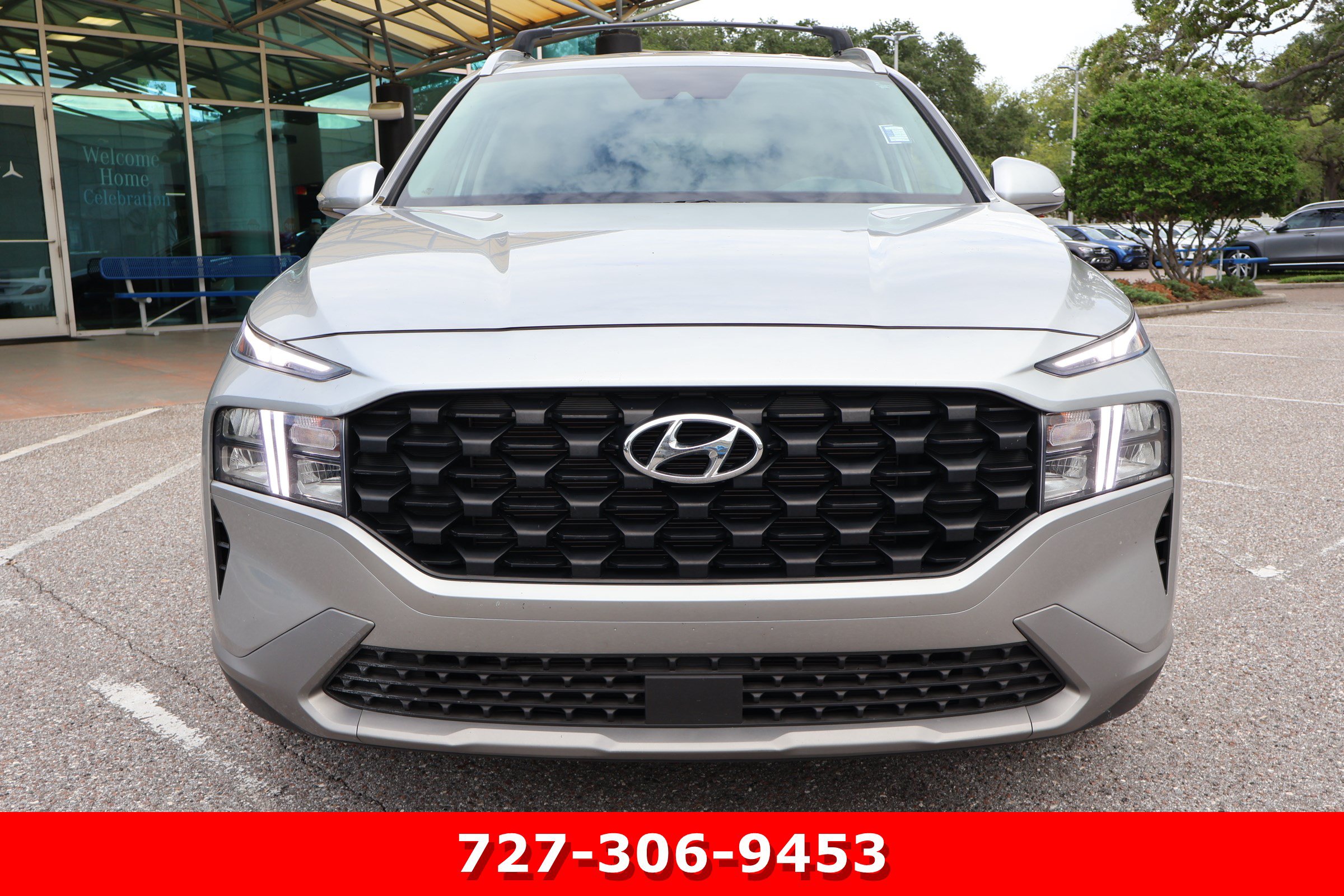 Used 2023 Hyundai Santa Fe SEL FWD image 11