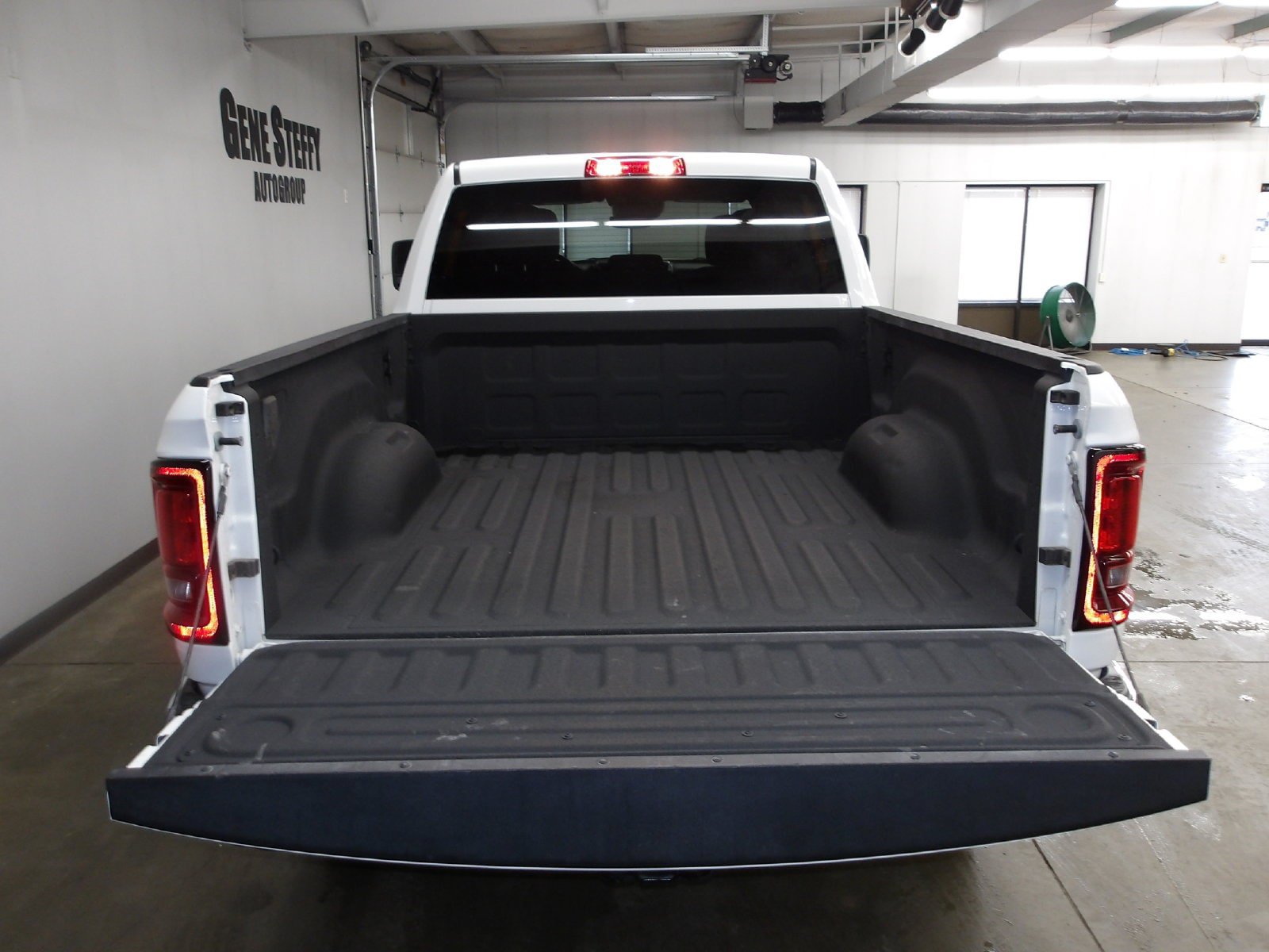 Used 2026 RAM 2500 Big Horn AWD/4WD image 19