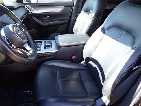Used 2025 MAZDA CX-70 3.3 Turbo w/ Preferred Package AWD/4WD image 13