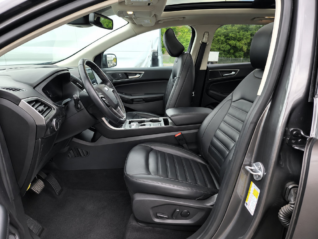 Used 2022 Ford Edge SEL w/ Convenience Package AWD/4WD image 8