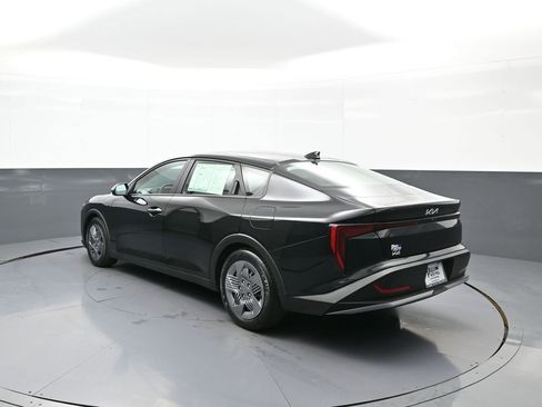 Used 2025 Kia K4 FWD image 8
