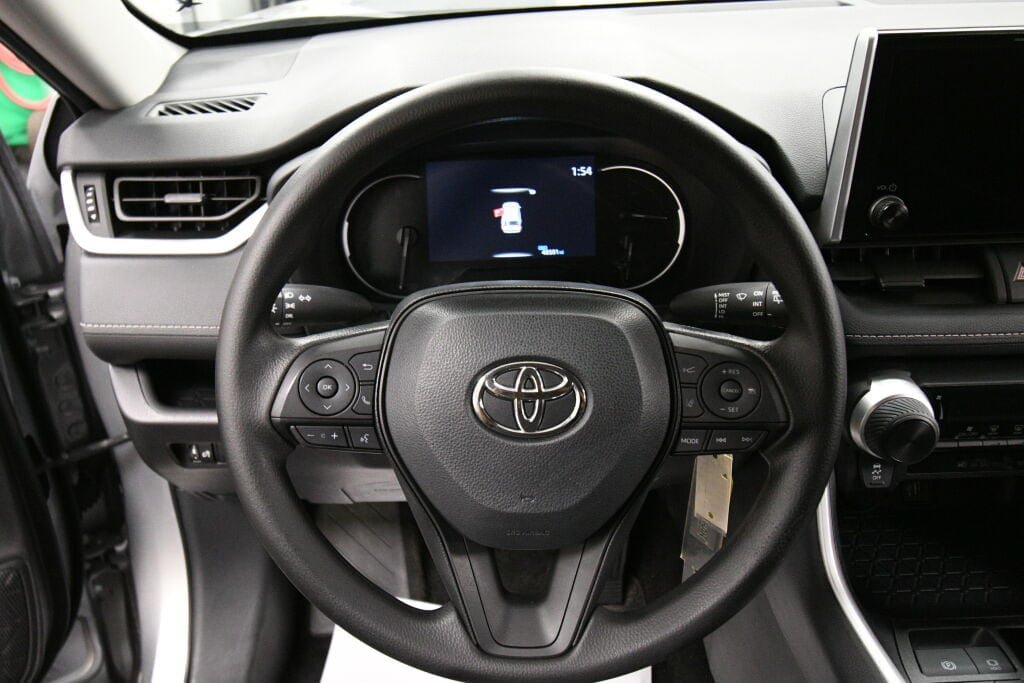 Certified 2025 Toyota RAV4 LE FWD image 13