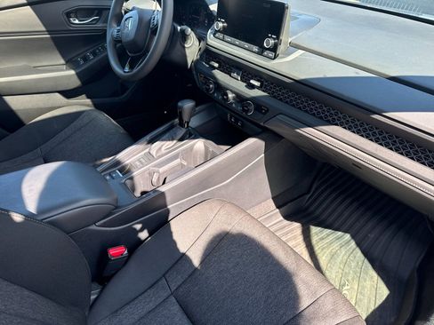 Used 2024 Honda Accord EX image 16