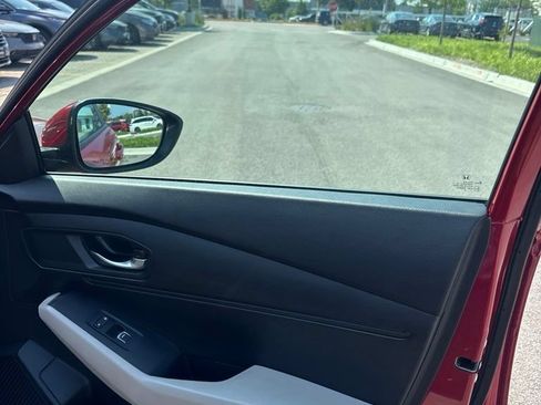 Used 2025 Honda Accord LX image 8