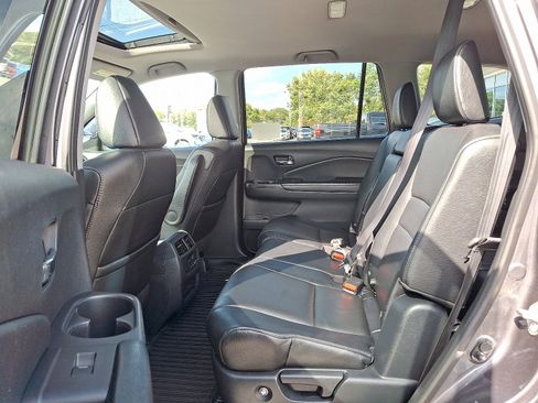 Used 2017 Honda Pilot EX-L image 11