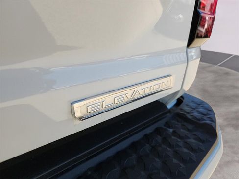New 2026 GMC Canyon Elevation image 11