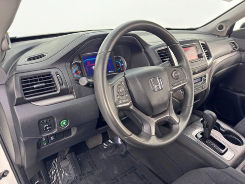 Used 2020 Honda Pilot LX image 12