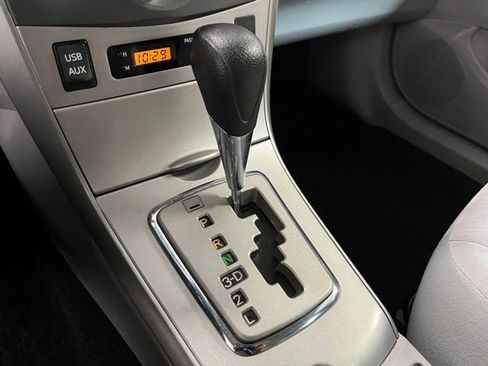 Used 2011 Toyota Corolla LE FWD image 25
