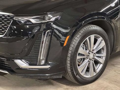 Used 2024 Cadillac XT6 Premium Luxury AWD/4WD image 10