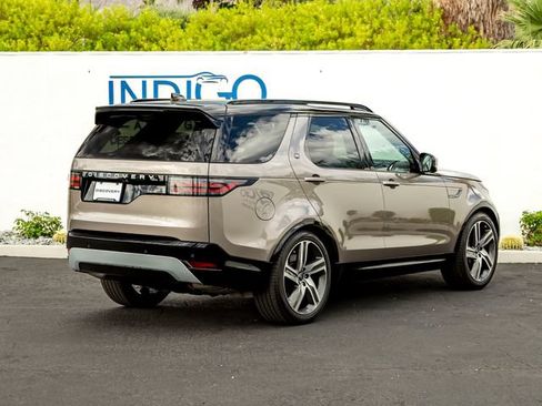 Used 2025 Land Rover Discovery Metropolitan Edition AWD/4WD image 6