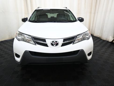 Used 2015 Toyota RAV4 LE AWD/4WD image 2