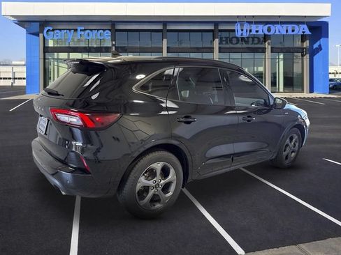 Used 2023 Ford Escape ST-Line w/ Tech Pack #1 FWD image 2