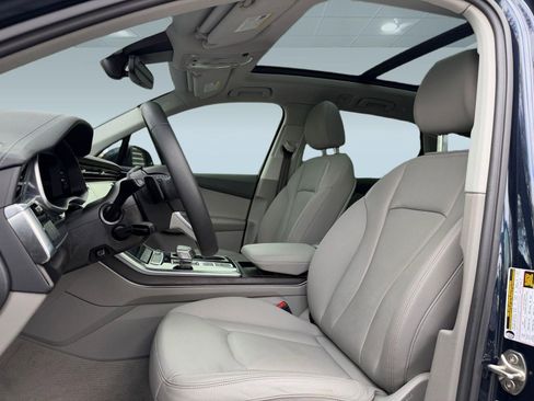 Used 2023 Audi Q7 2.0T Premium w/ Convenience Package image 25