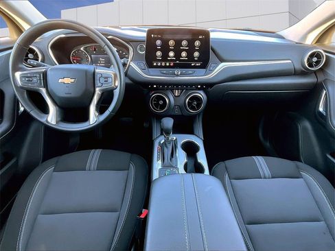 Used 2025 Chevrolet Blazer LT image 14