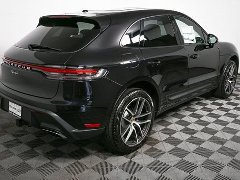 Certified 2025 Porsche Macan image 29