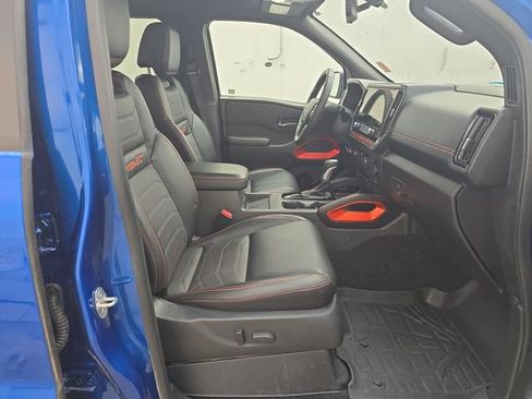 Used 2025 Nissan Frontier PRO-4X w/ Pro Premium Package image 37
