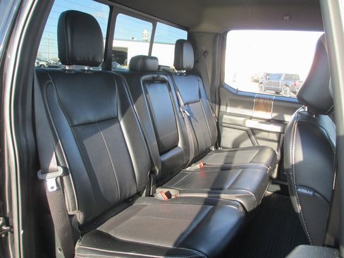 Used 2020 Ford F150 Lariat w/ Equipment Group 502A Luxury image 19