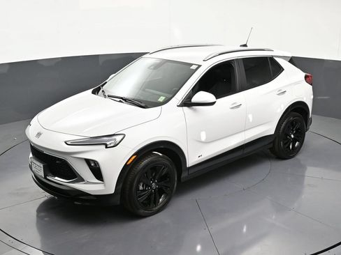 Certified 2026 Buick Encore GX Sport Touring AWD/4WD image 16