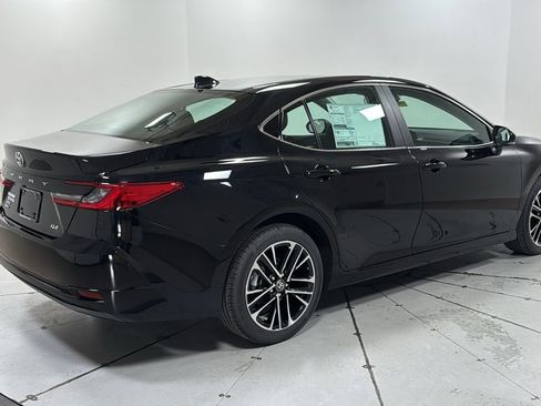 New 2026 Toyota Camry XLE image 5