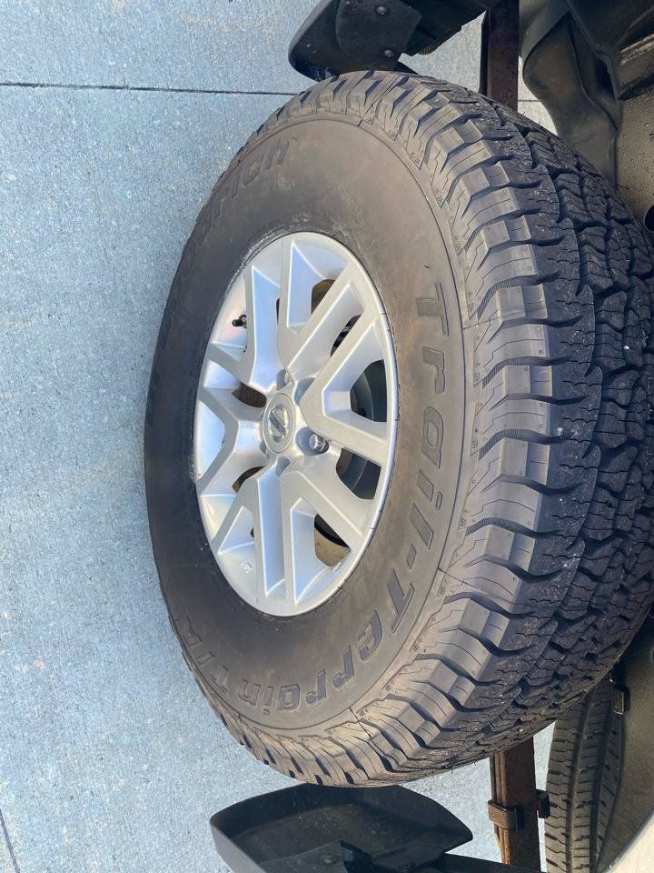 Used 2018 Nissan Frontier SV AWD/4WD image 10