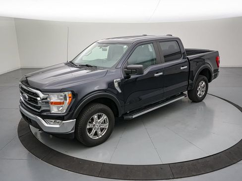 Certified 2021 Ford F150 XLT w/ XTR Package AWD/4WD image 9