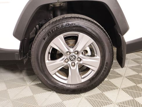 Used 2025 Toyota RAV4 XLE image 17