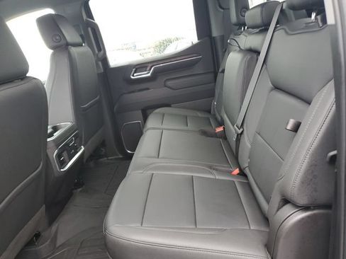 Used 2023 GMC Sierra 1500 SLT w/ SLT Premium Plus Package AWD/4WD image 12