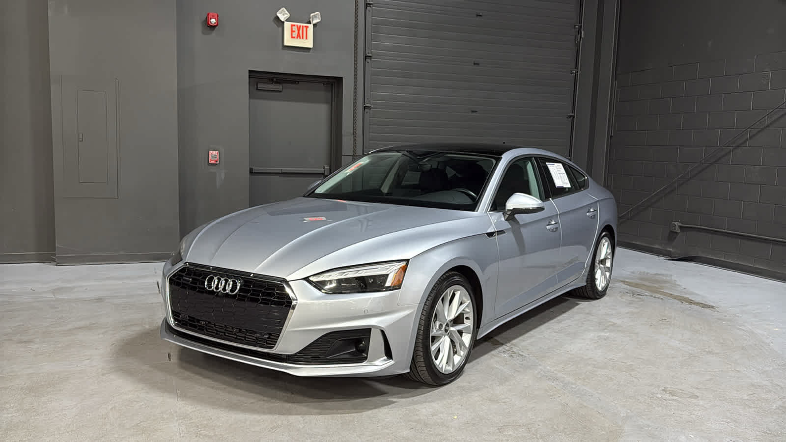 Used 2023 Audi A5 2.0T Premium Plus w/ Premium Plus AWD/4WD image 3